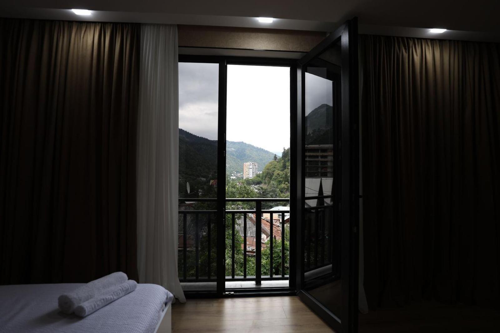 Chanko Hotel Borjomi Esterno foto